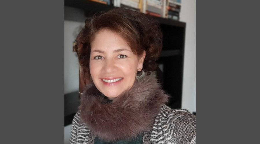 María González
