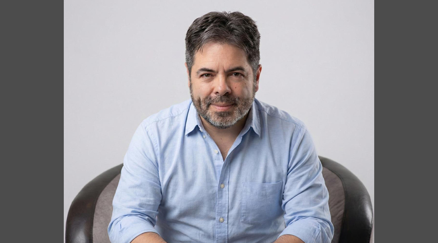 Efrén Martínez